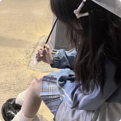 公寓里的两个女人